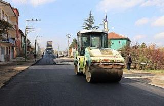 Büyükşehir’den Doğanhisar’da asfalt çalışması