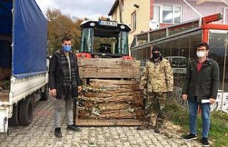 Demirkzöy’de ahududu fidanları dağıtıldı