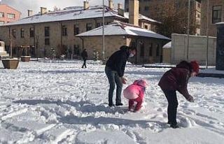 Bayburt beyaza büründü