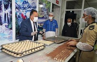 Hakkari’de pastane imalathaneleri denetlendi