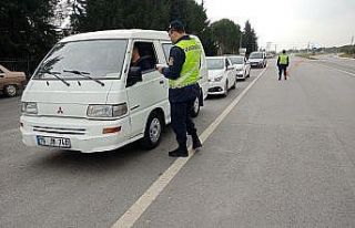 Jandarmadan emniyet kemeri uygulaması