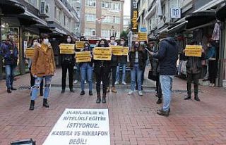 OMÜ’lü öğrencilerden ’kamera’ eylemi