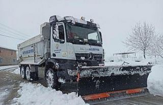 Bafra Belediyesi’nden kar mesaisi