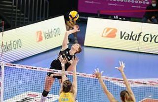 Lider VakıfBank’tan 28. galibiyet