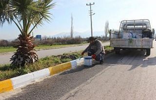 Burhaniye’de kaldırımlar güzelleşiyor