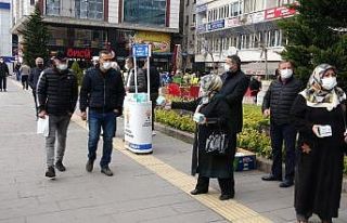 Vatandaşlara kandil simidi dağıtıldı