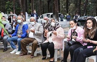 Dedeoğlu kabri başında anıldı