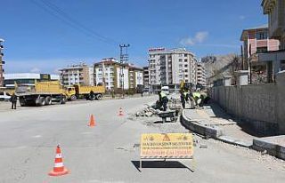 Şerefiye Caddesi’nde kavşak çalışması