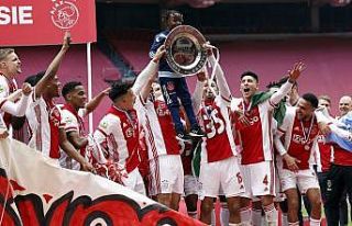 Hollanda’da şampiyon Ajax!