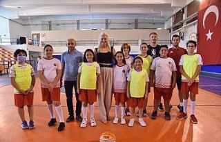 Geleceğin basketbolcuları göz doldurdu