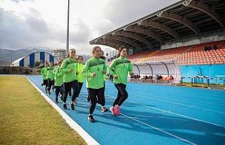 Atletizmde tüm dereceler Talas’ın