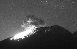 Meksika’daki Popocatepetl Yanardağı’nda patlama