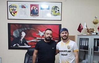 Emre Acar yuvada kaldı