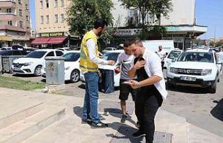 Haliliye’de Türk Bayrağı dağıtıldı