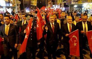 Osmaniye’de ’Bayrak Yürüyüşü’ düzenlendi