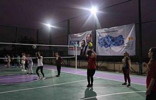 Yurt öğrencilerine Voleybol tanıtıldı