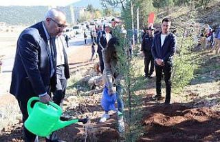 Çameli’nde fidanlar toprakla buluştu