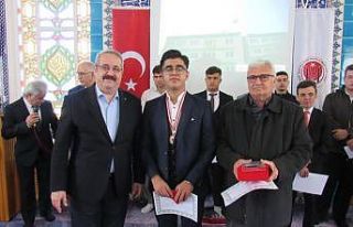 Genç Hatipler Salihli’de yarıştı