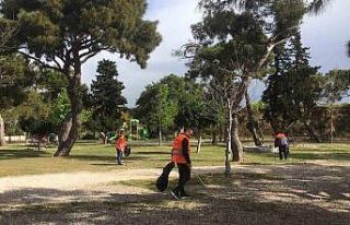 Kemer’de bayram temizliği