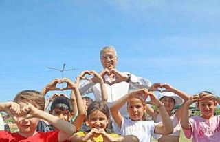 Mezitli’de uçurtma şenliği gerçekleştirildi