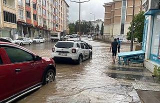 Suşehri’nde yollar göle döndü