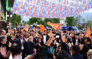 Yıldırım’da miting gibi açılış