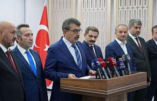 Deprem bölgesinde eğitim aksamayacak