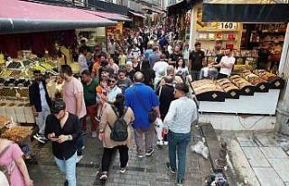 Eminönü’nde bayram hareketliliği