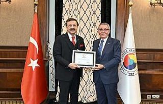 Murzioğlu mazbatasını aldı