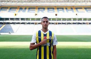 Bartuğ Elmaz, resmen Fenerbahçe’de