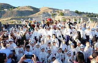 Erzincan’da sünnet şöleni yapıldı