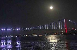 İstanbul’da “Süper Ay” manzaraları