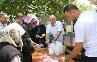 Manyas’ta aşure hayrı