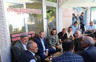 Vali Polat, esnafla buluştu
