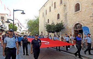 Çeşme’nin kurtuluşu coşkuyla kutlandı