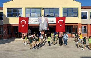 İlk ders zili çaldı