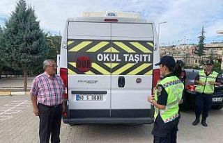 Jandarma’dan okul servislerine denetim