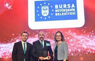 Büyükşehir’e ‘Yalın Belediyecilik’ ödülü