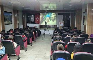 Okullarda şehitler anıldı