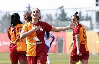 Galatasaray son nefeste güldü