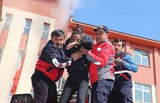 Hakkari’de gerçeği aratmayan tatbikat