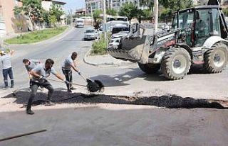 Bayraklı’da yollar yenileniyor