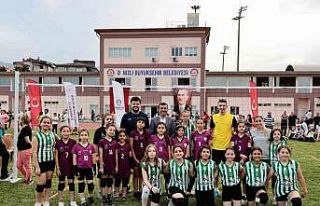 Denizli’de voleybol şenliği