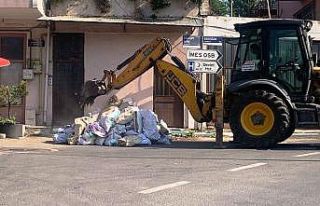 Dilovası’nda molozlar toplanıyor