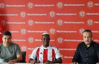 Moussa Djenepo, Antalyaspor’da