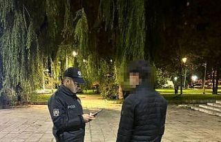 Erzincan’da parklarda polis uygulaması