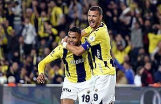 Fenerbahçe forvetleriyle kazandı