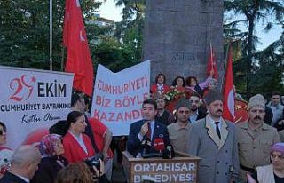 Trabzon’da Cumhuriyet için yürüdüler