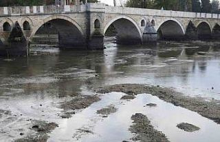 Tunca Nehri ’hurdalığa’ dönüştü