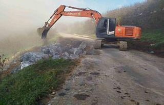 Heyelan bölgesinde hummalı çalışma